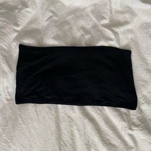 Simple but Cute Black Tube Top